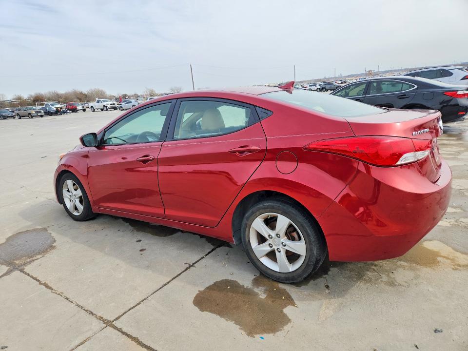 2013 Hyundai Elantra მანქანა იყიდება აუქციონზე, vin: 5NPDH4AE1DH233924, აუქციონის ნომერი: 76738555