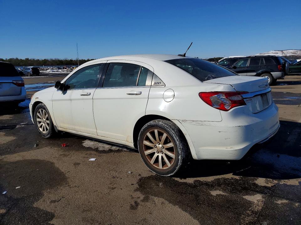 Auction sale of the 2012 Chrysler 200, vin: 1C3CCBBG6CN150099, lot number: 72149035