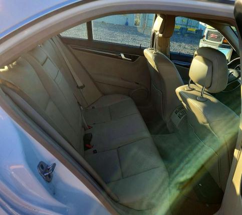 2014 Mercedes-benz C მანქანა იყიდება აუქციონზე, vin: WDDGF8AB2EA913135, აუქციონის ნომერი: 78808615