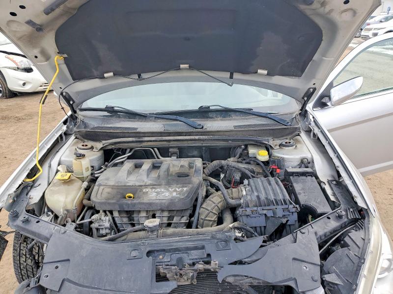 Продаж на аукціоні авто 2012 Chrysler 200, vin: 1C3CCBCB1CN176211, номер лоту: 78964135