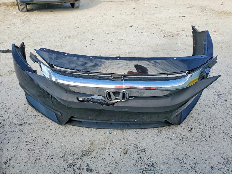 77002515 :رقم المزاد ، 19XFC2F58HE028972 vin ، 2017 Honda Civic مزاد بيع