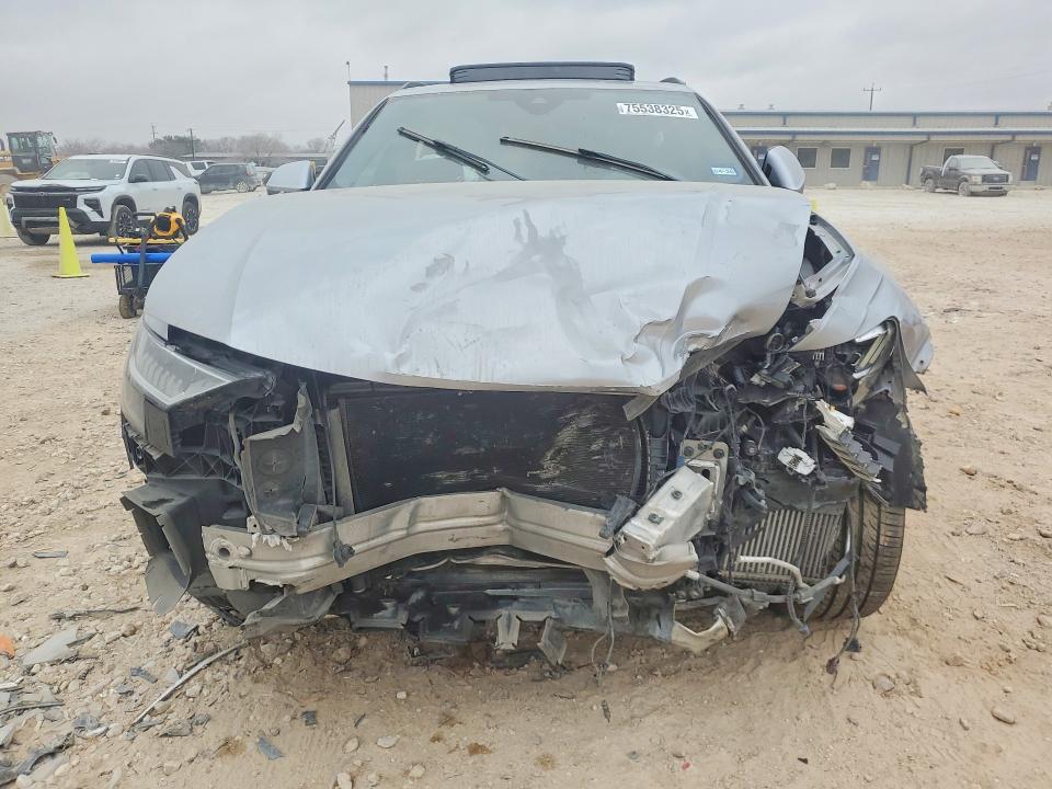 Продаж на аукціоні авто 2021 Audi Q8, vin: WA1EVAF1XMD015160, номер лоту: 75538325