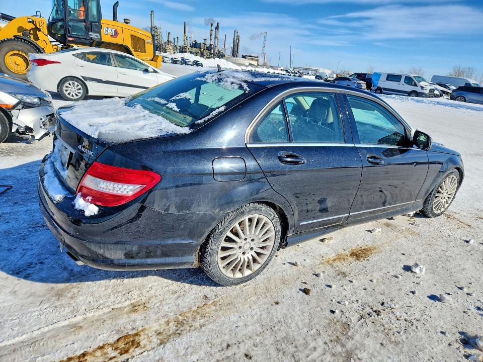 77131145 :رقم المزاد ، WDDGF81X19F339857 vin ، 2009 Mercedes-benz C مزاد بيع