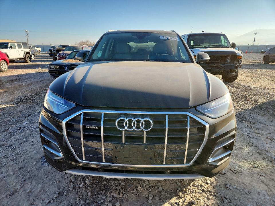 Продаж на аукціоні авто 2021 Audi Q5, vin: WA1BAAFY7M2106636, номер лоту: 75675385