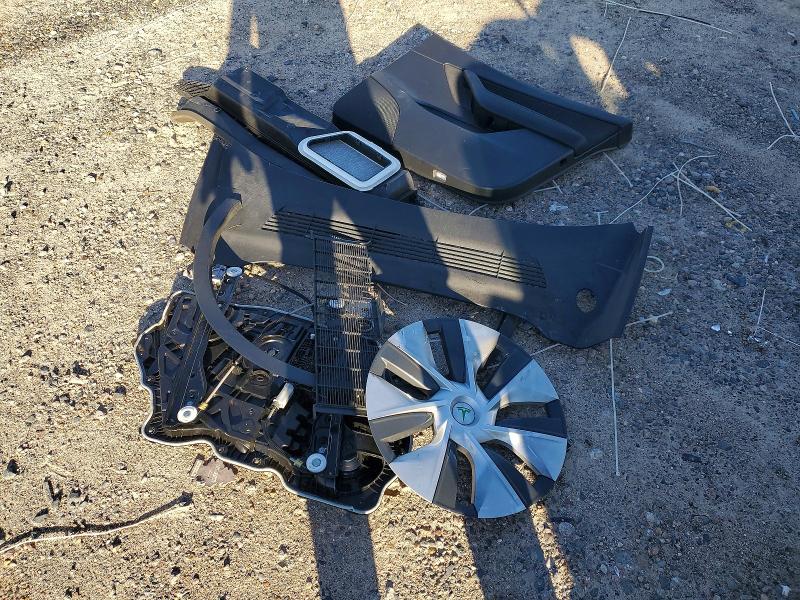 Продажа на аукционе авто 2021 Tesla Model Y, vin: 5YJYGDEE5MF065816, номер лота: 76232685