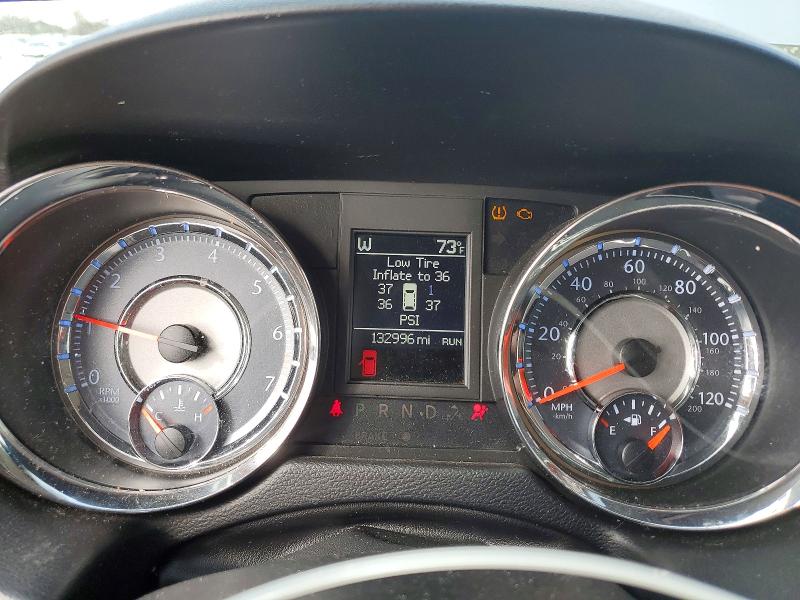 2015 Chrysler Town & Country მანქანა იყიდება აუქციონზე, vin: 2C4RC1CG1FR619640, აუქციონის ნომერი: 77569325