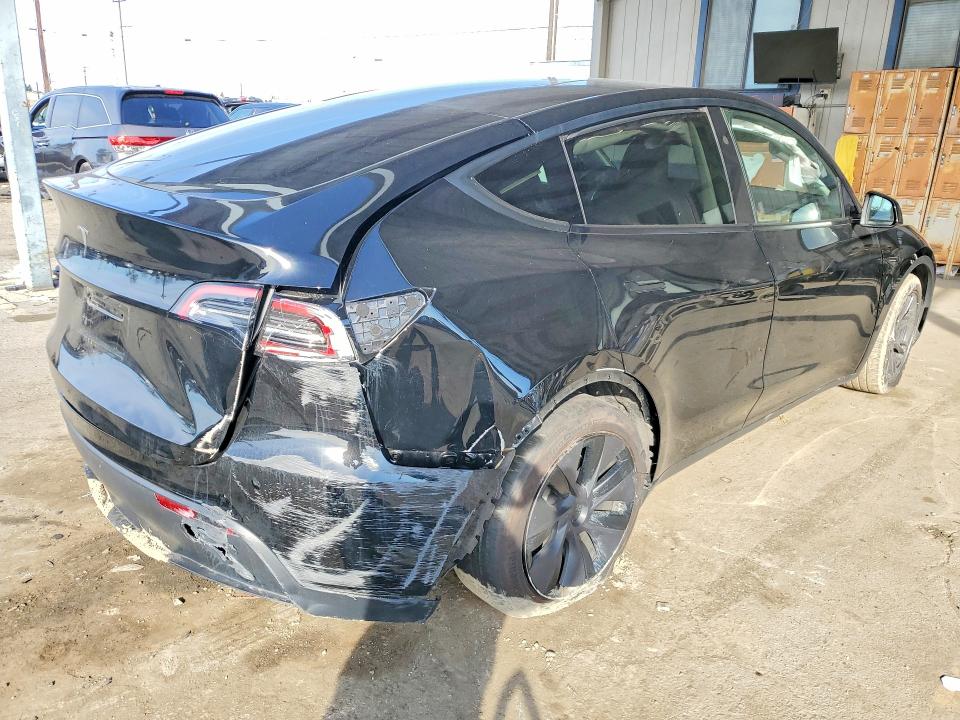2025 Tesla Model Y მანქანა იყიდება აუქციონზე, vin: 7SAYGDED2SF274082, აუქციონის ნომერი: 77308705