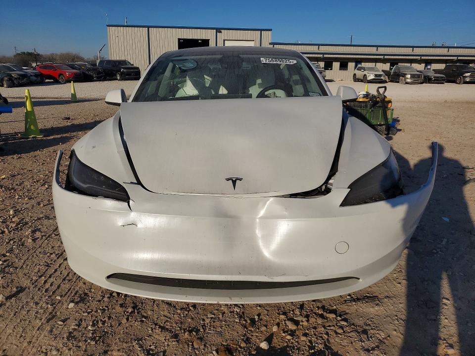Продажа на аукционе авто 2025 Tesla Model 3, vin: 5YJ3E1EAXSF968679, номер лота: 75889825