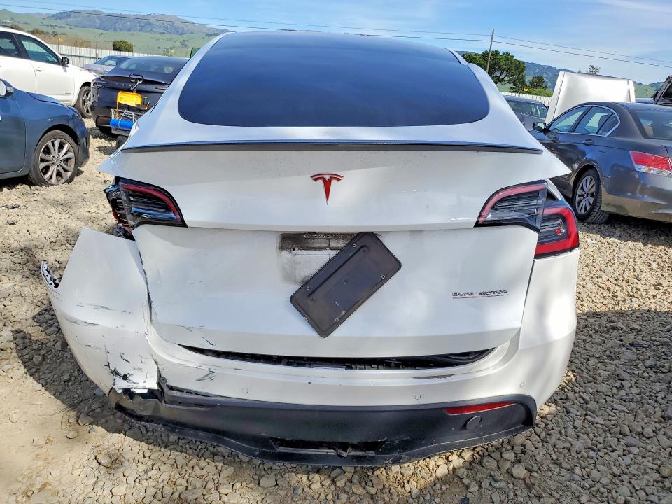 Продажа на аукционе авто 2022 Tesla Model Y, vin: 7SAYGDEF7NF440666, номер лота: 79272145