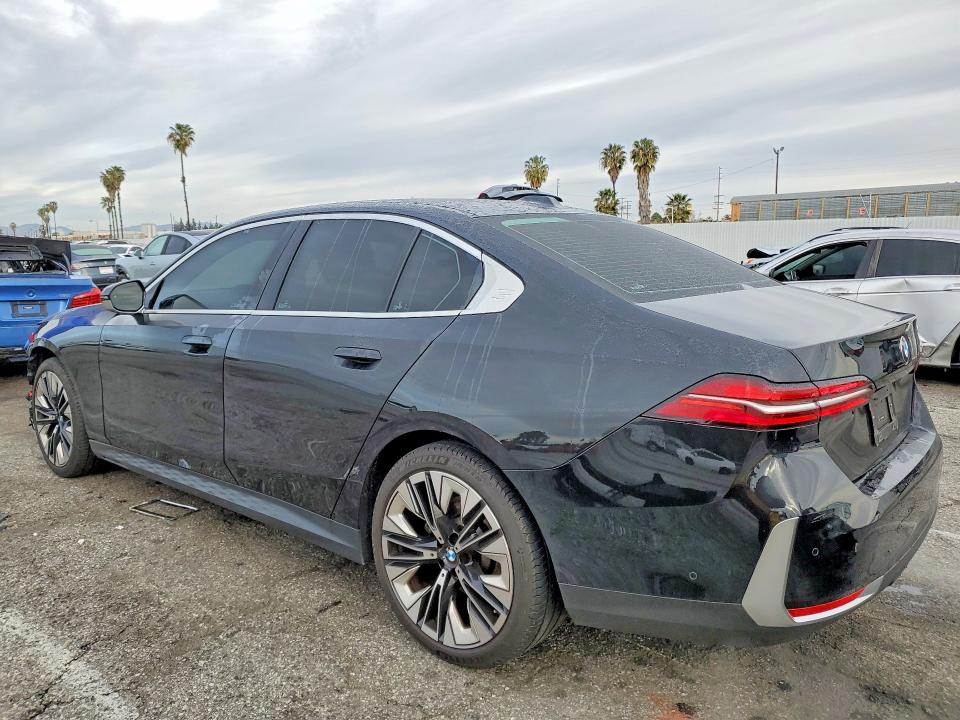 2024 Bmw 530 მანქანა იყიდება აუქციონზე, vin: WBA43FJ05RCS86883, აუქციონის ნომერი: 77675825