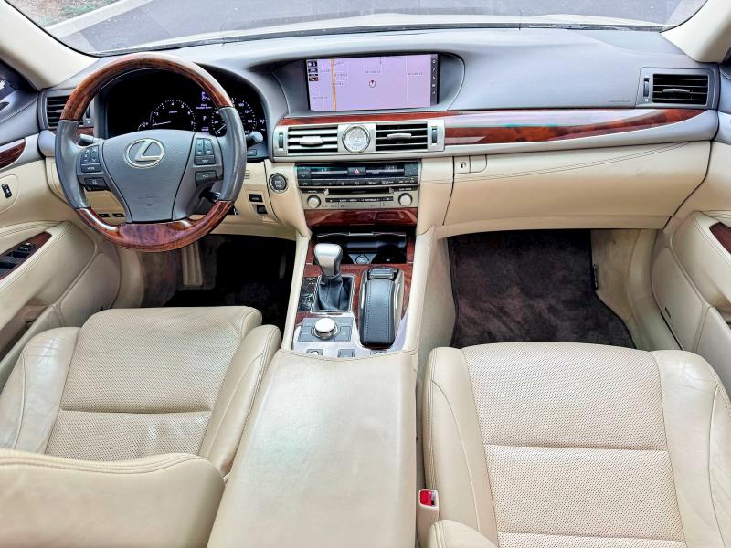 2017 Lexus Ls 460 მანქანა იყიდება აუქციონზე, vin: JTHBL5EF2H5143975, აუქციონის ნომერი: 79674225