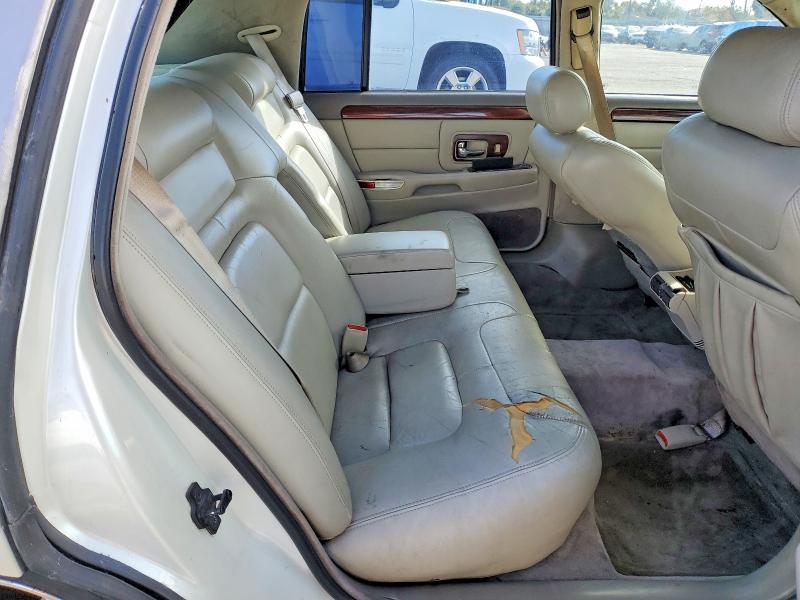 73898715 :رقم المزاد ، 1G6KD52Y5VU215468 vin ، 1997 Cadillac Deville مزاد بيع
