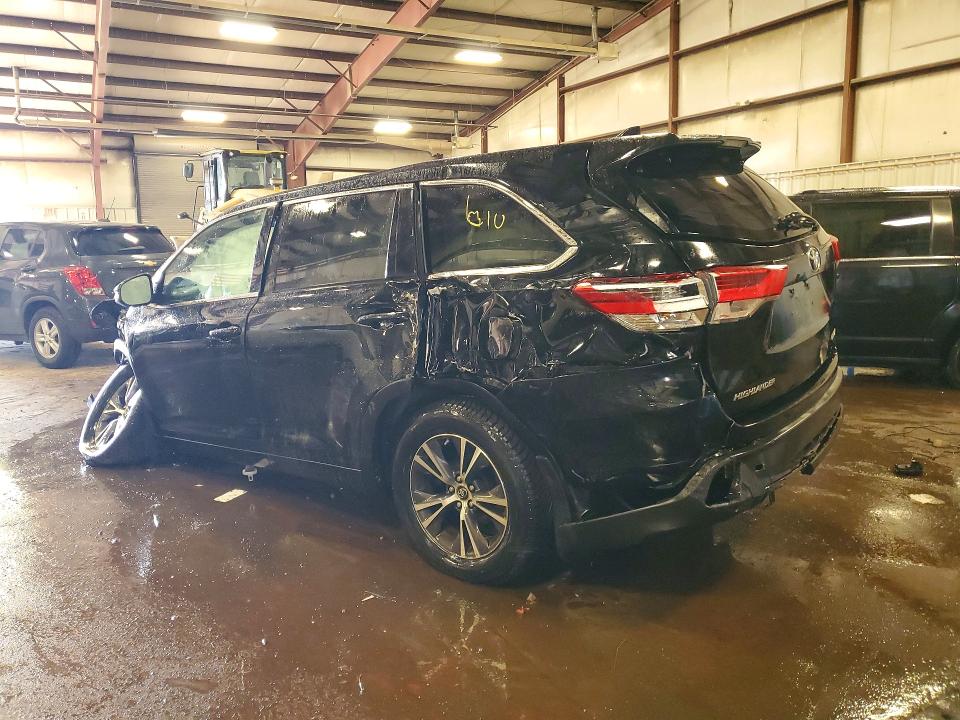 2018 Toyota Highlander მანქანა იყიდება აუქციონზე, vin: 5TDBZRFH7JS880998, აუქციონის ნომერი: 78650675