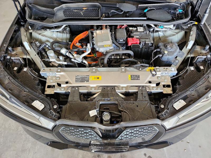 76434495 :رقم المزاد ، WB523CF03SCT67965 vin ، 2025 Bmw Ix مزاد بيع