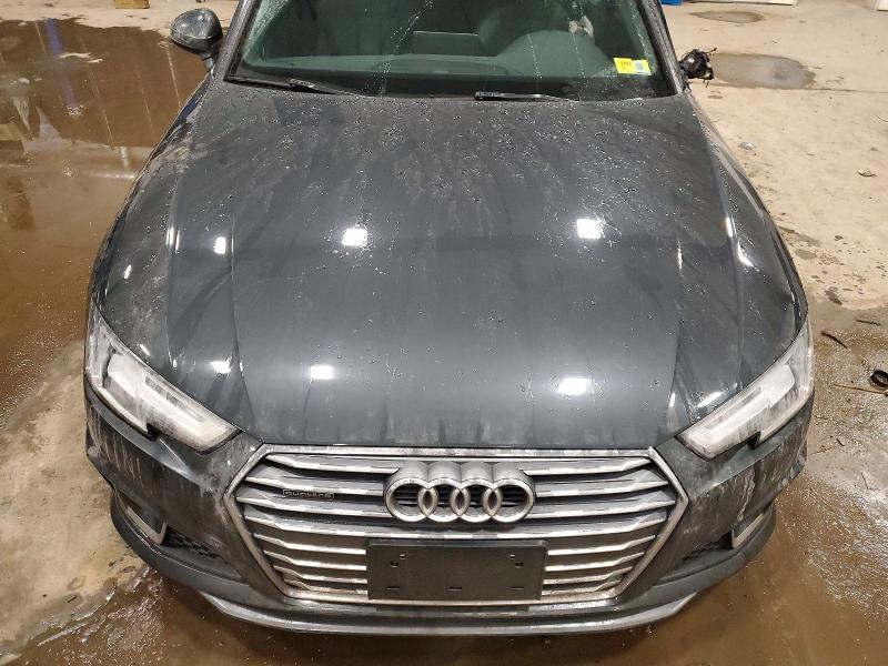 Продажа на аукционе авто 2019 Audi A4, vin: WAUENAF4XKN005667, номер лота: 77140345