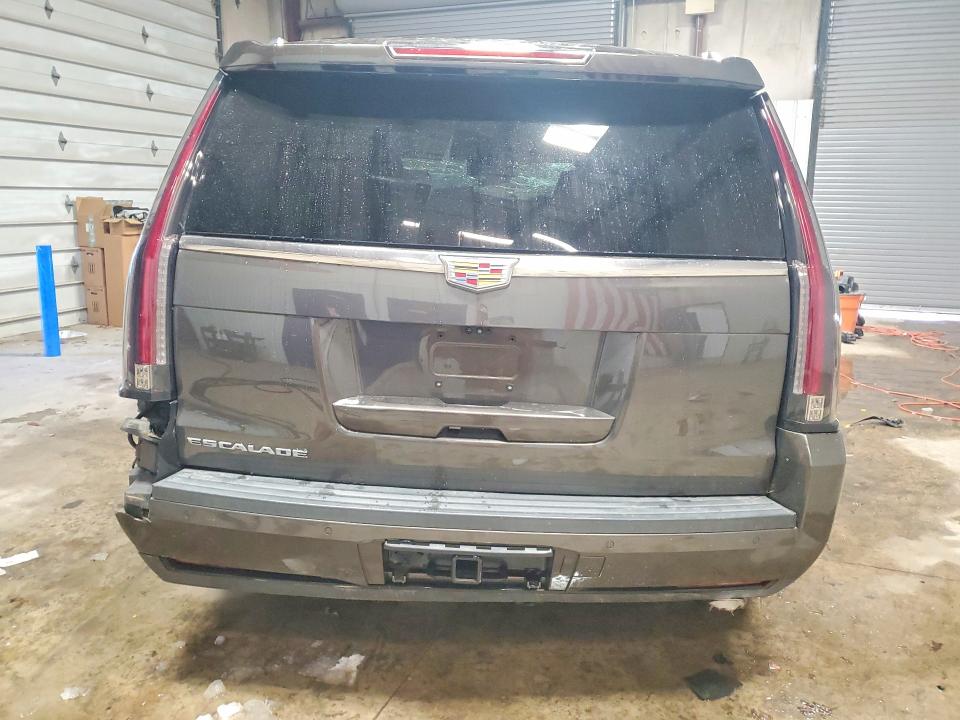 75664615 :رقم المزاد ، 1GYS4BKJ7LR223841 vin ، 2020 Cadillac Escalade مزاد بيع