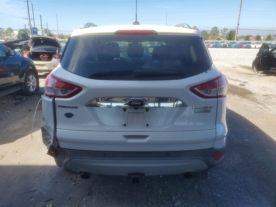 2015 Ford Escape მანქანა იყიდება აუქციონზე, vin: 1FMCU0J91FUB36455, აუქციონის ნომერი: 75848365