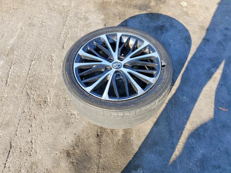 77851675 :رقم المزاد ، 4T1B11HK2KU750198 vin ، 2019 Toyota Camry Se Automatic مزاد بيع