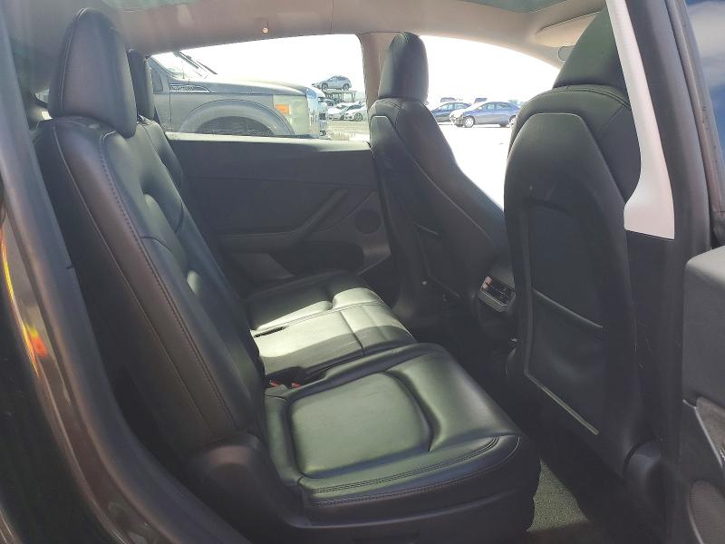 77671495 :رقم المزاد ، 7SAYGAEE2RF124149 vin ، 2024 Tesla Model Y مزاد بيع