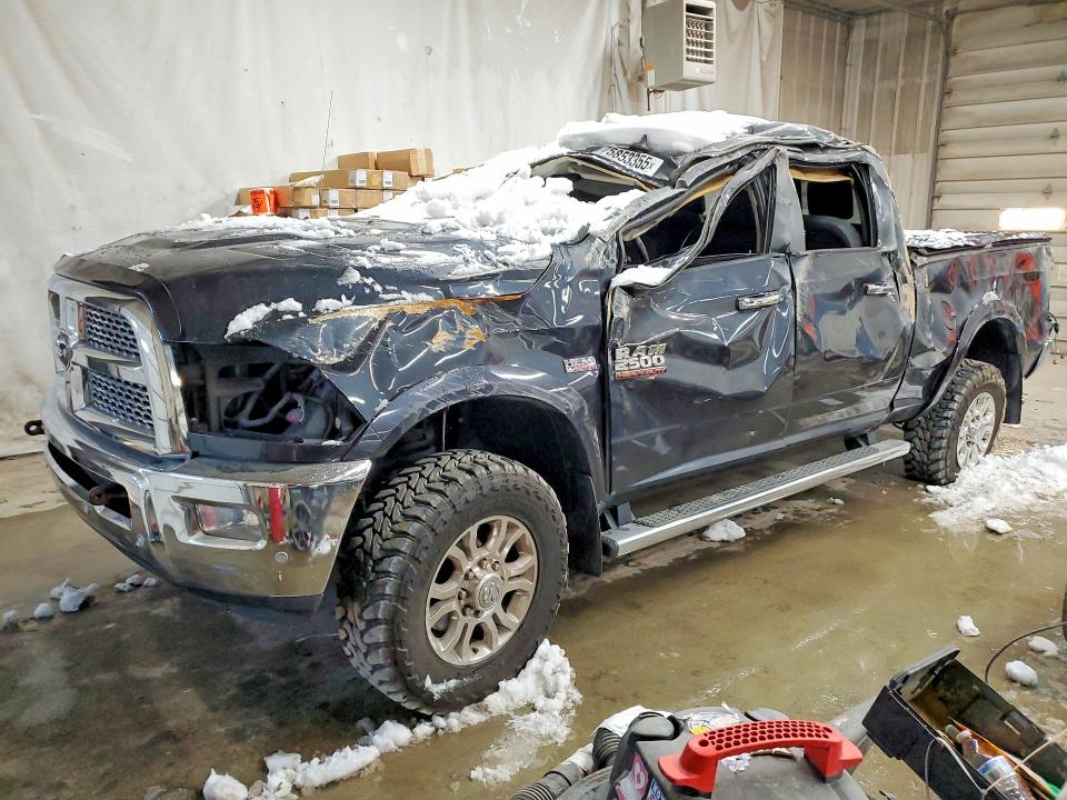 75853355 :رقم المزاد ، 3C6UR5FJ3JG316484 vin ، 2018 Ram 2500 مزاد بيع