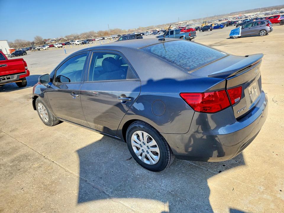 2013 Kia Forte მანქანა იყიდება აუქციონზე, vin: KNAFU4A22D5694668, აუქციონის ნომერი: 79227515
