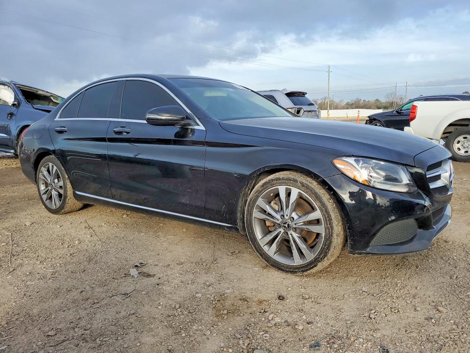 Продажа на аукционе авто 2017 Mercedes-benz C, vin: 55SWF4JB5HU223243, номер лота: 77854595