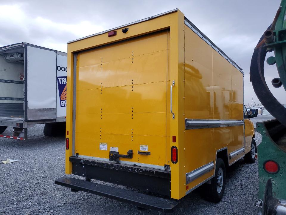 77788495 :رقم المزاد ، 1GD07RFP7P1116266 vin ، 2023 Gmc Savana مزاد بيع