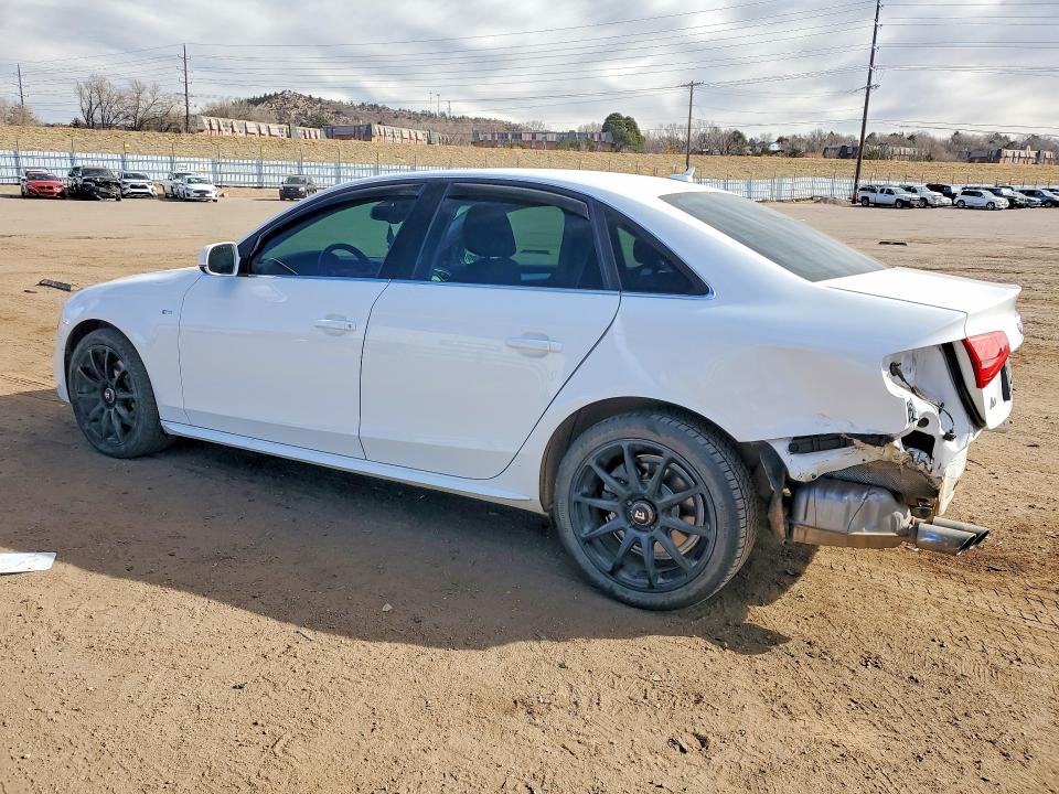 75942625 :رقم المزاد ، WAUFFAFL8FA082687 vin ، 2015 Audi A4 مزاد بيع