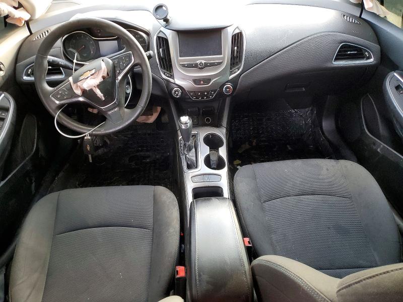 77213385 :رقم المزاد ، 3G1BE6SM2JS604696 vin ، 2018 Chevrolet Cruze مزاد بيع