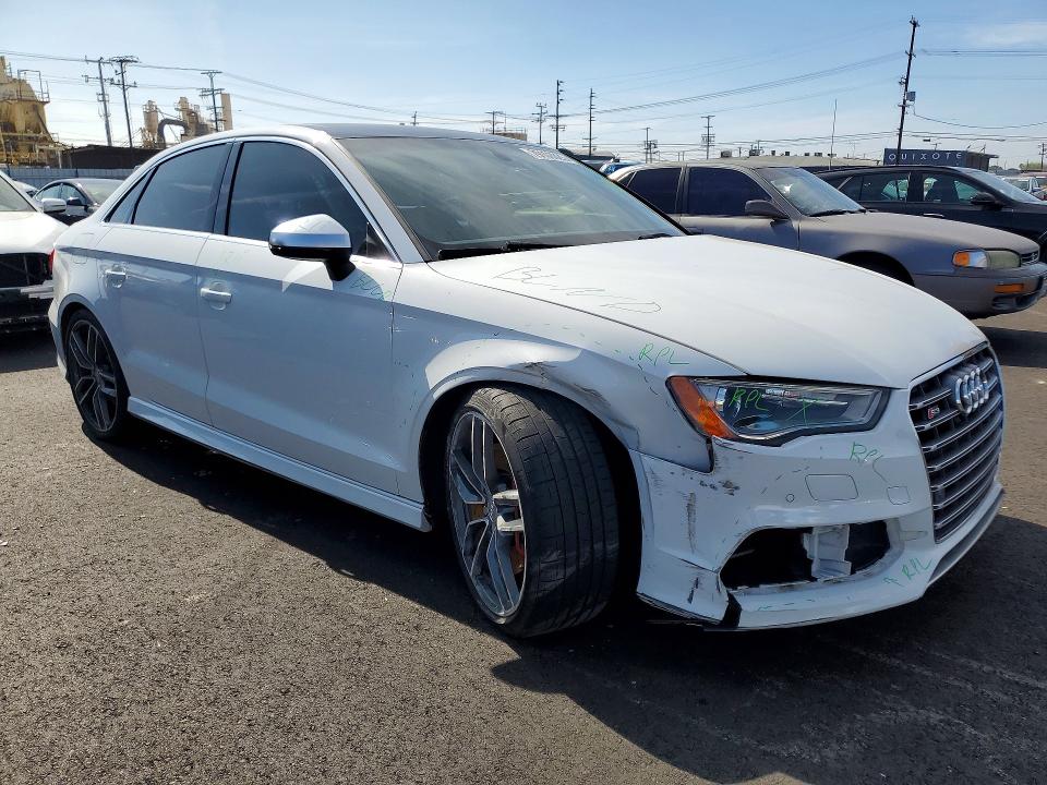 Продаж на аукціоні авто 2016 Audi S3, vin: WAUB1GFF2G1030497, номер лоту: 79103025