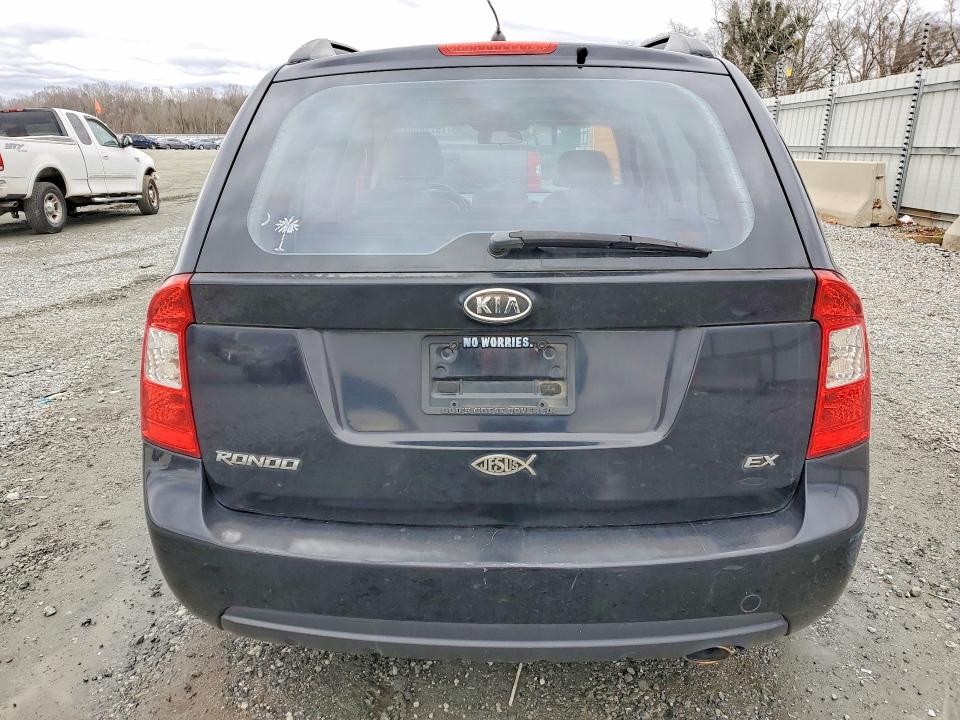 Продаж на аукціоні авто 2007 Kia Rondo, vin: KNAFG525X77049927, номер лоту: 75738995