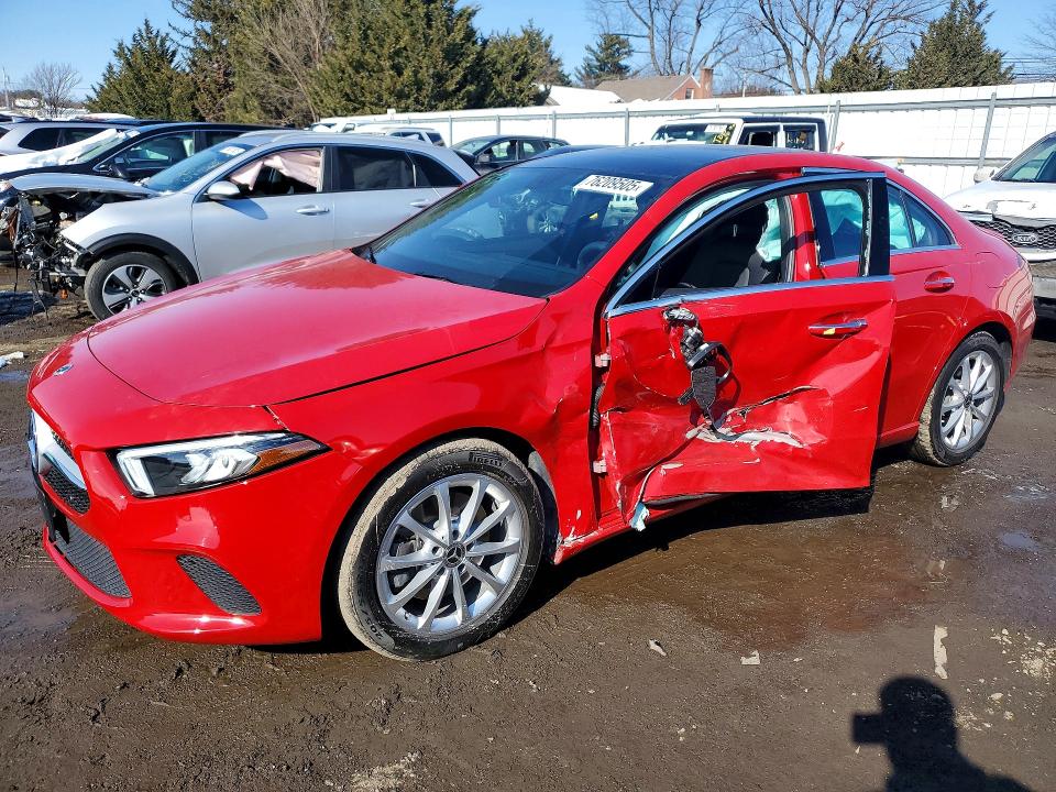 2019 Mercedes-benz A მანქანა იყიდება აუქციონზე, vin: WDD3G4FB6KW023605, აუქციონის ნომერი: 76209505