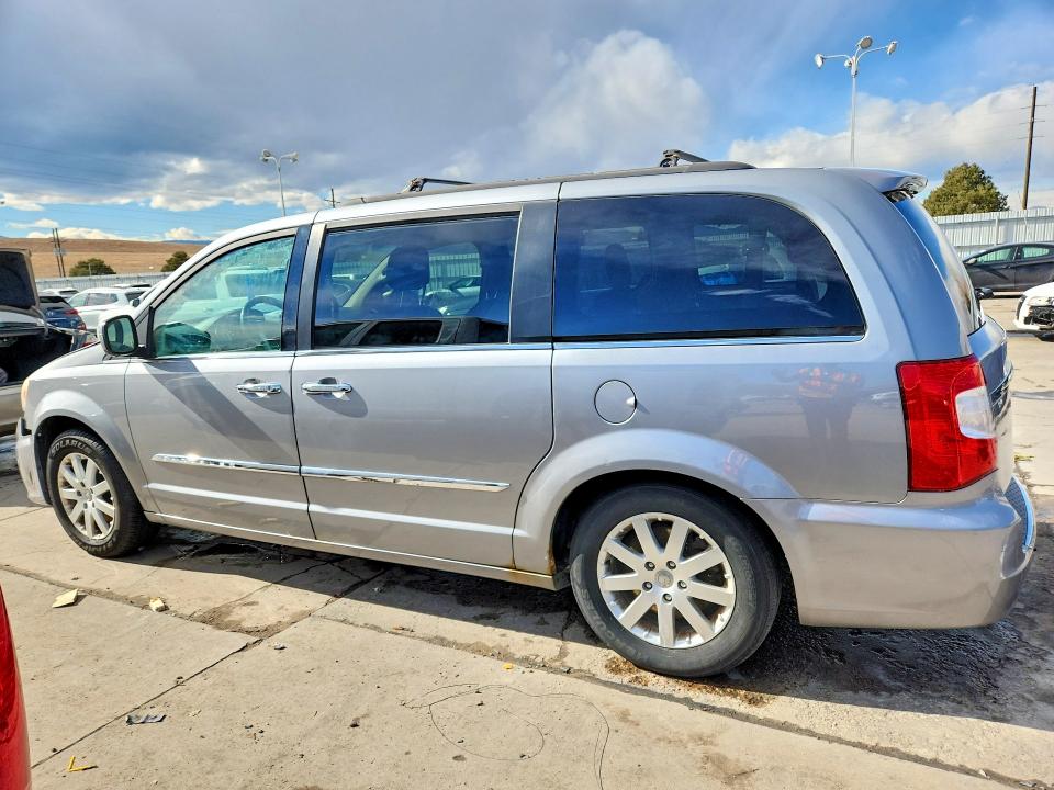 77006745 :رقم المزاد ، 2C4RC1BG6ER409910 vin ، 2014 Chrysler Town & Country مزاد بيع