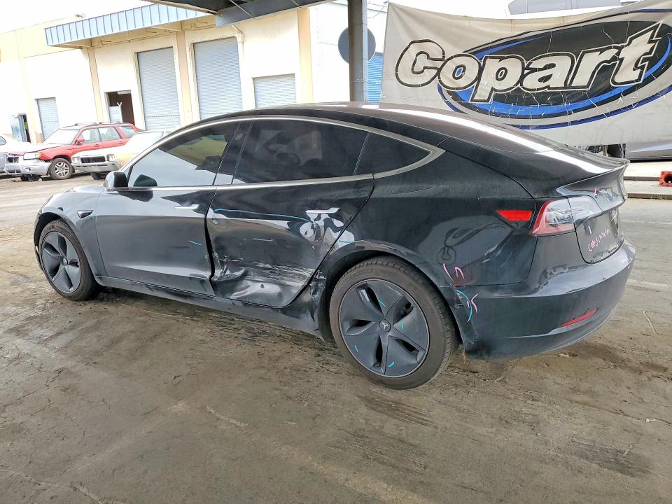 Продажа на аукционе авто 2018 Tesla Model 3, vin: 5YJ3E1EB7JF144355, номер лота: 76749075
