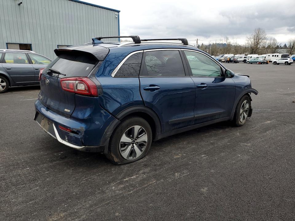2018 Kia Niro მანქანა იყიდება აუქციონზე, vin: KNDCB3LC0J5205515, აუქციონის ნომერი: 77528115