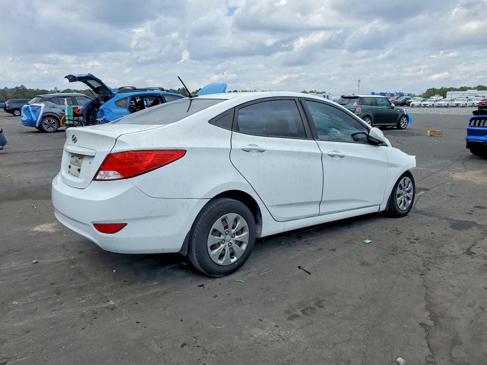 79046925 :رقم المزاد ، KMHCT4AE2HU334665 vin ، 2017 Hyundai Accent مزاد بيع