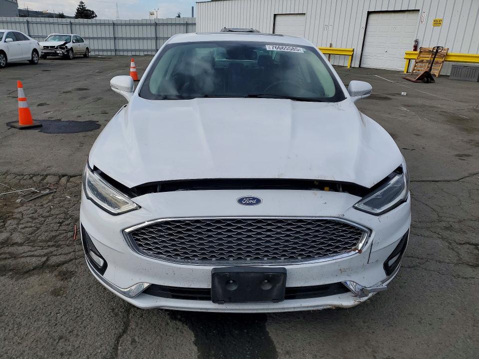 76665585 :رقم المزاد ، 3FA6P0D92LR133528 vin ، 2020 Ford Fusion مزاد بيع