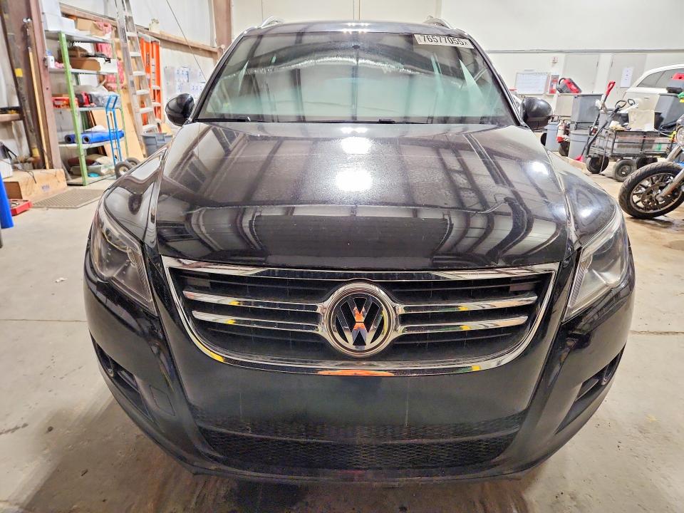 Продажа на аукционе авто 2010 Volkswagen Tiguan Se, vin: WVGBV7AX2AW521231, номер лота: 76577055