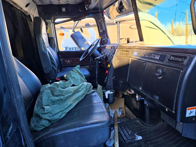 75158565 :رقم المزاد ، 5KJJAEFG3KPKB2564 vin ، 2019 Western Star Western Star مزاد بيع