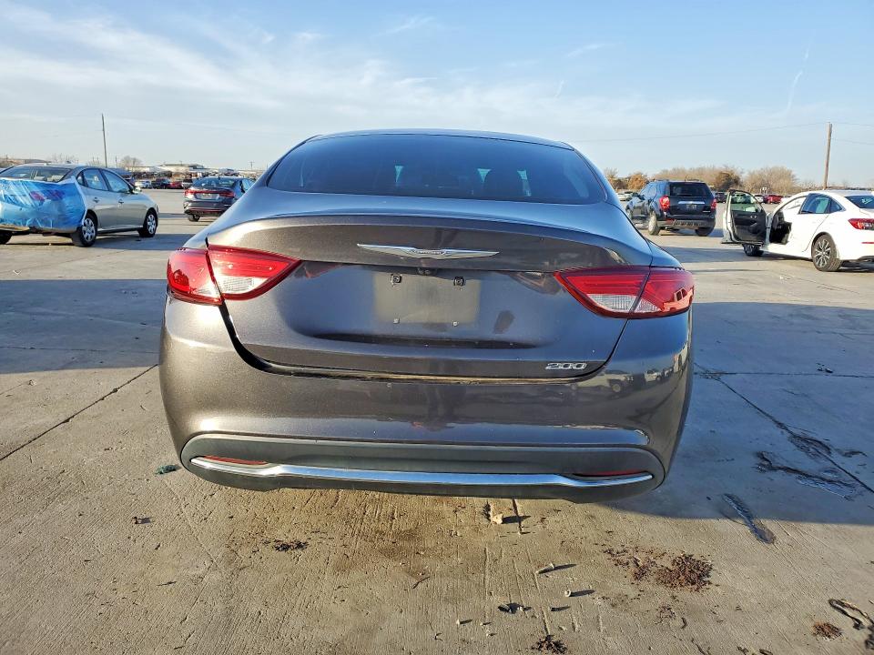 77777915 :رقم المزاد ، 1C3CCCAB7GN124080 vin ، 2016 Chrysler 200 مزاد بيع