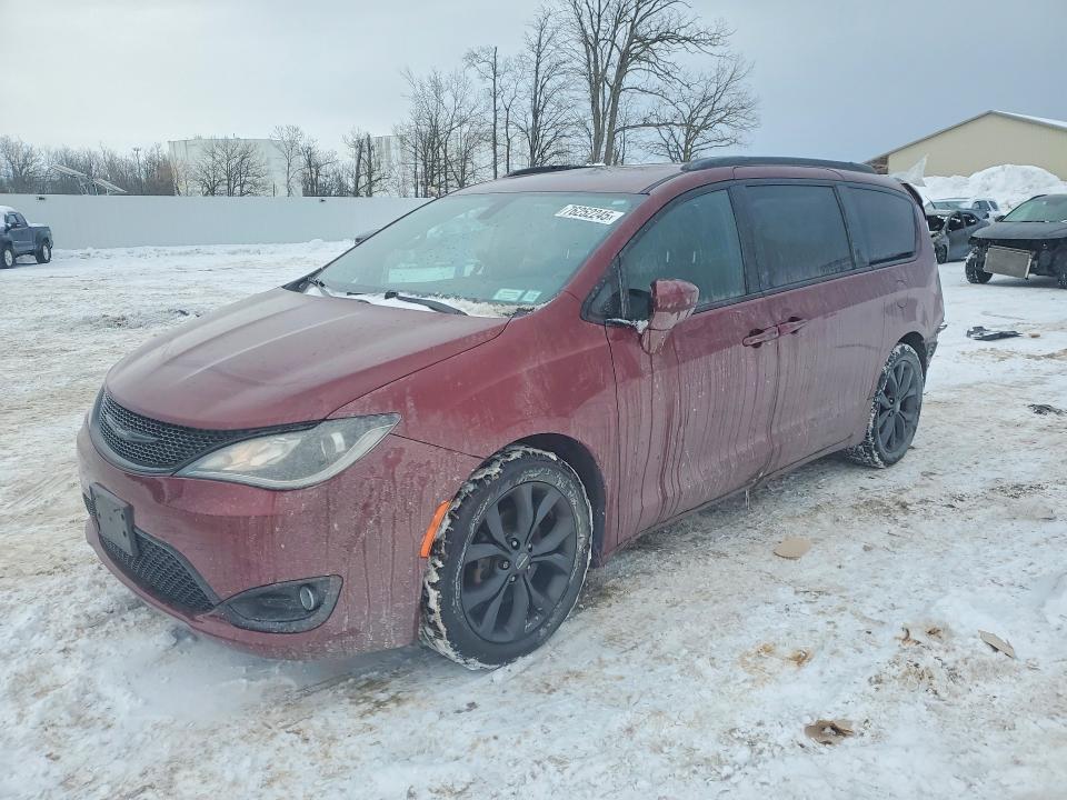 Продажа на аукционе авто 2020 Chrysler Pacifica, vin: 2C4RC1BG9LR116824, номер лота: 76252245