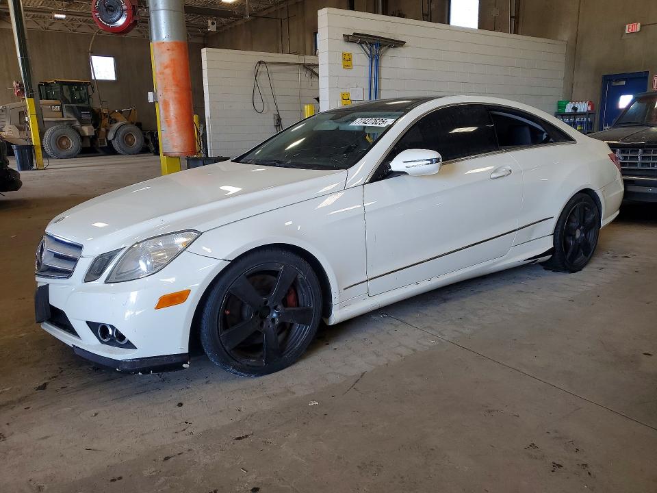 77427625 :رقم المزاد ، WDDKJ7CB5AF004450 vin ، 2010 Mercedes-benz E مزاد بيع