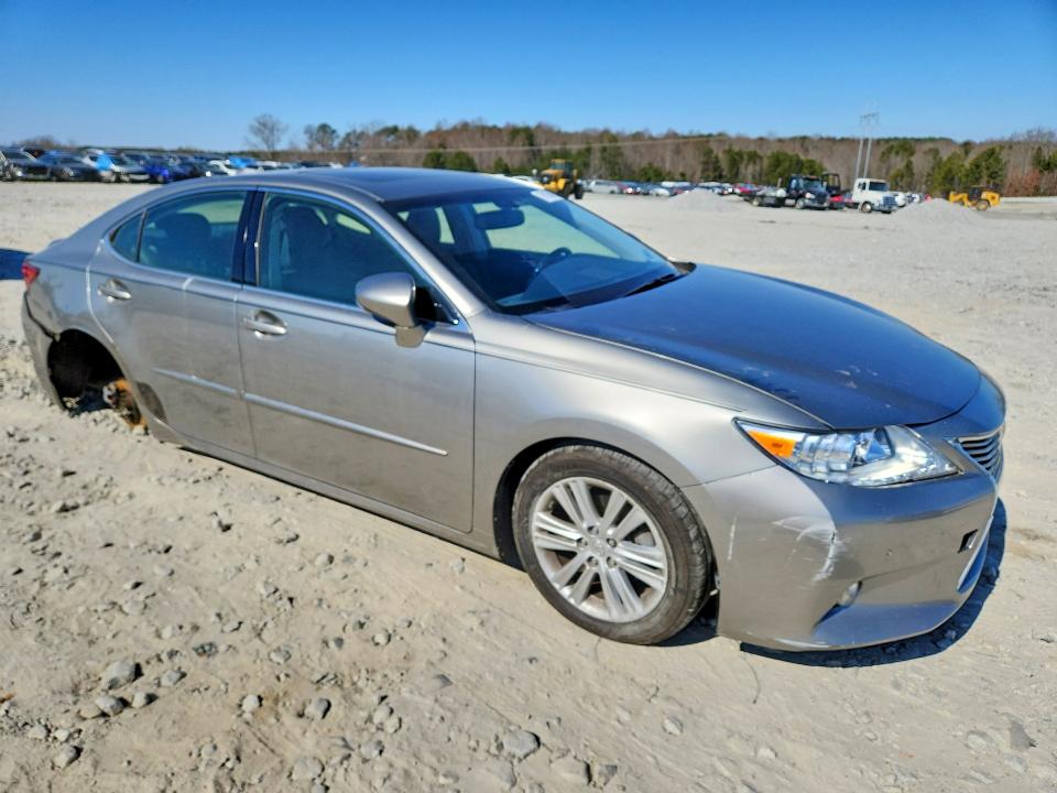 Aukcja sprzedaży 2015 Lexus Es 350, vin: JTHBK1GGXF2167571, numer aukcji: 76198015