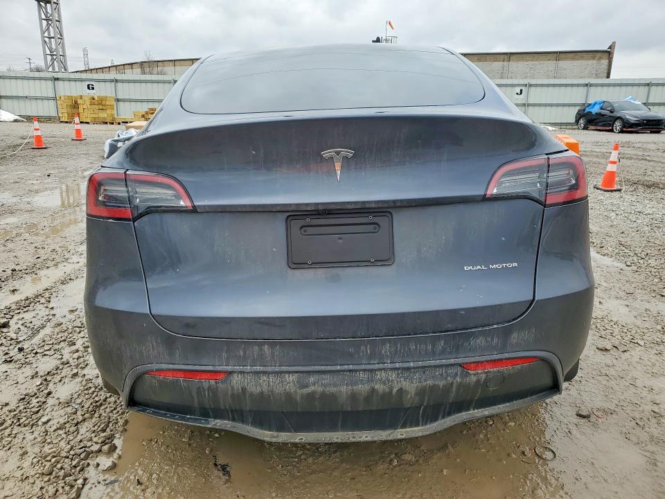 Продажа на аукционе авто 2023 Tesla Model Y, vin: 7SAYGAEE1PF978644, номер лота: 77923045