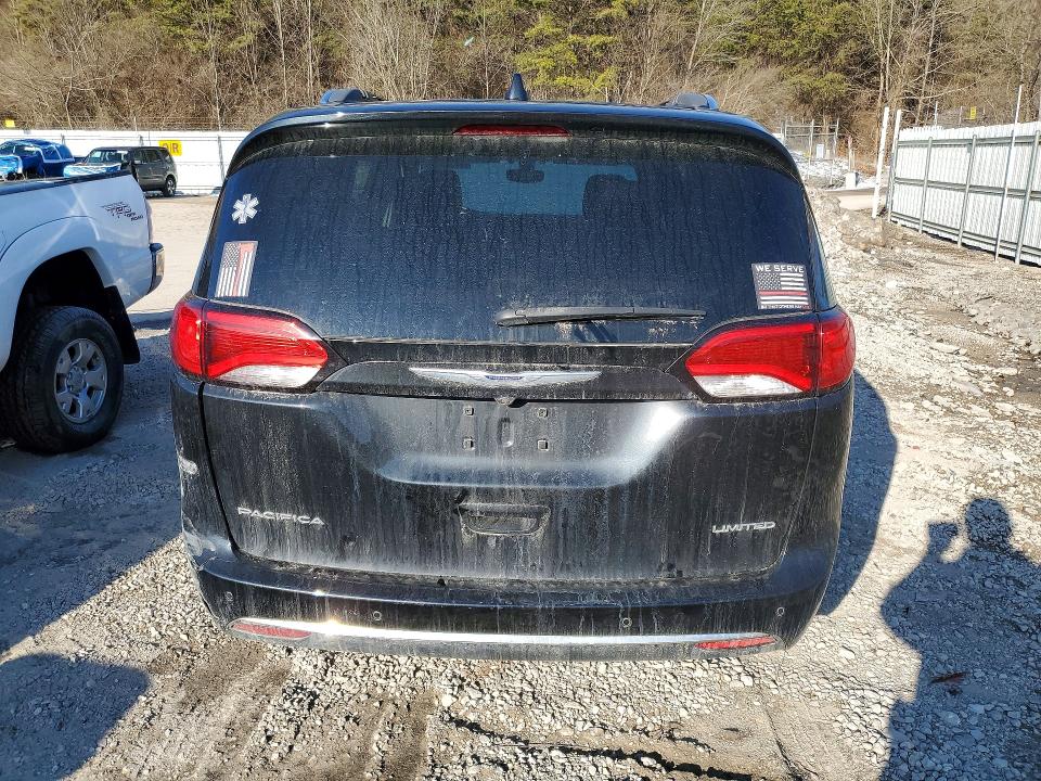 77145715 :رقم المزاد ، 2C4RC1GG8KR588178 vin ، 2019 Chrysler Pacifica مزاد بيع
