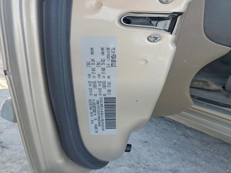76173965 :رقم المزاد ، 2C4RC1BG6FR739628 vin ، 2015 Chrysler Town & Country مزاد بيع