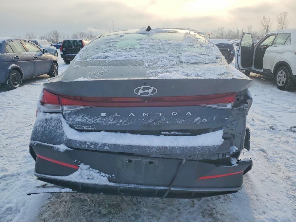 2025 Hyundai Elantra მანქანა იყიდება აუქციონზე, vin: KMHLM4DGXSU029240, აუქციონის ნომერი: 75867615