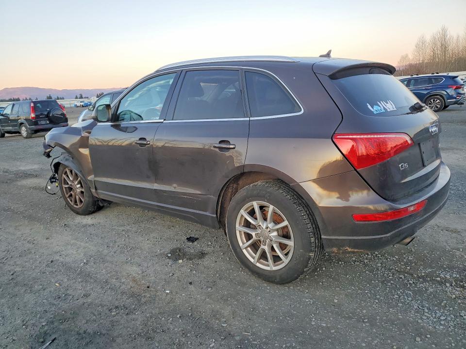76694875 :رقم المزاد ، WA1LFAFP4BA013931 vin ، 2011 Audi Q5 مزاد بيع