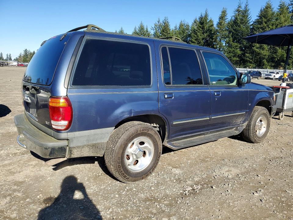 Auction sale of the 2001 Ford Explorer, vin: 1FMZU83P11ZA77116, lot number: 77237705