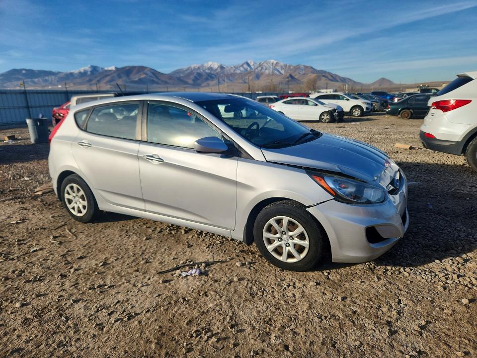 Продажа на аукционе авто 2012 Hyundai Accent, vin: KMHCT5AE5CU049117, номер лота: 75906995